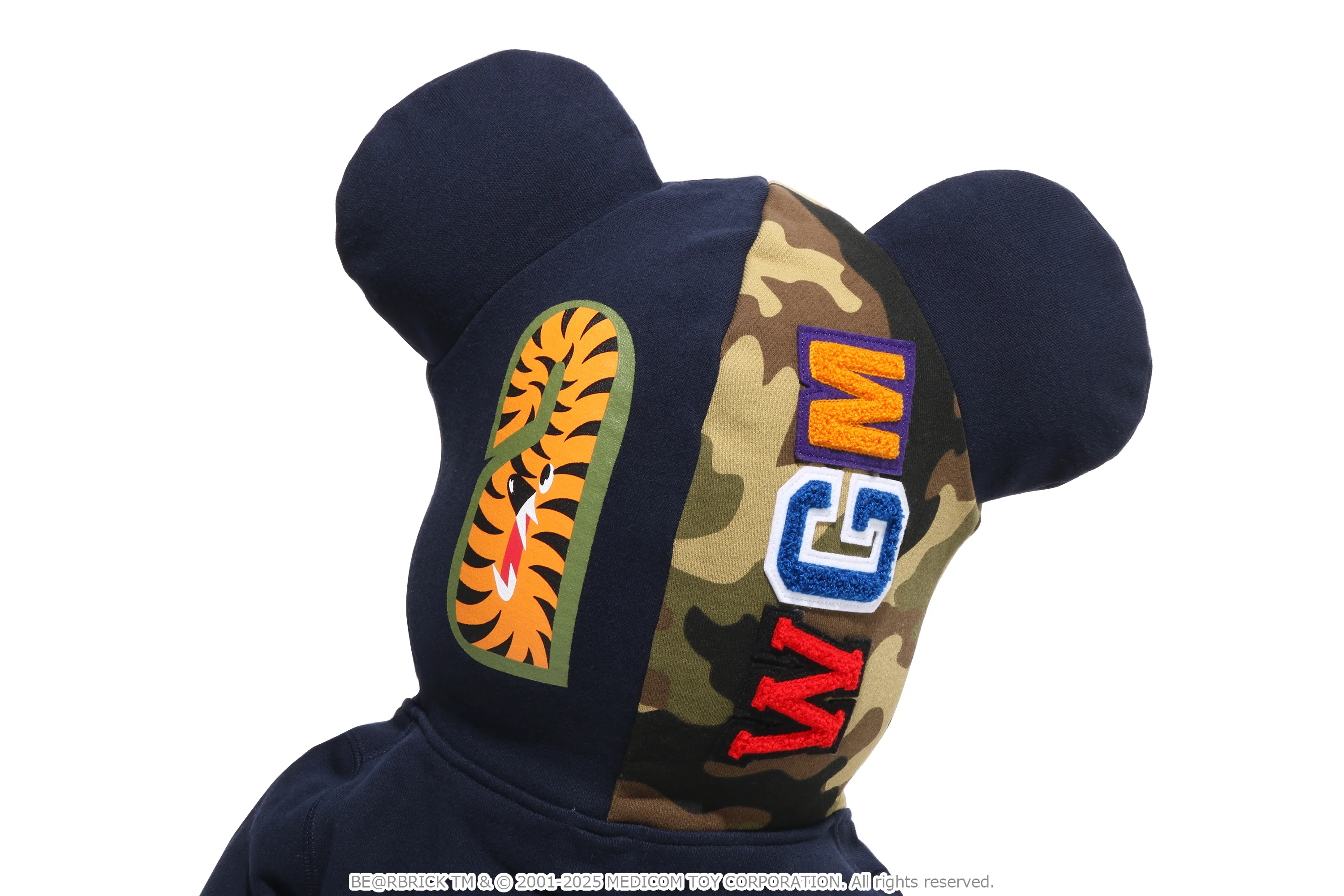 SHARK HOODIE BE@RBRICK 1000% - Image 16
