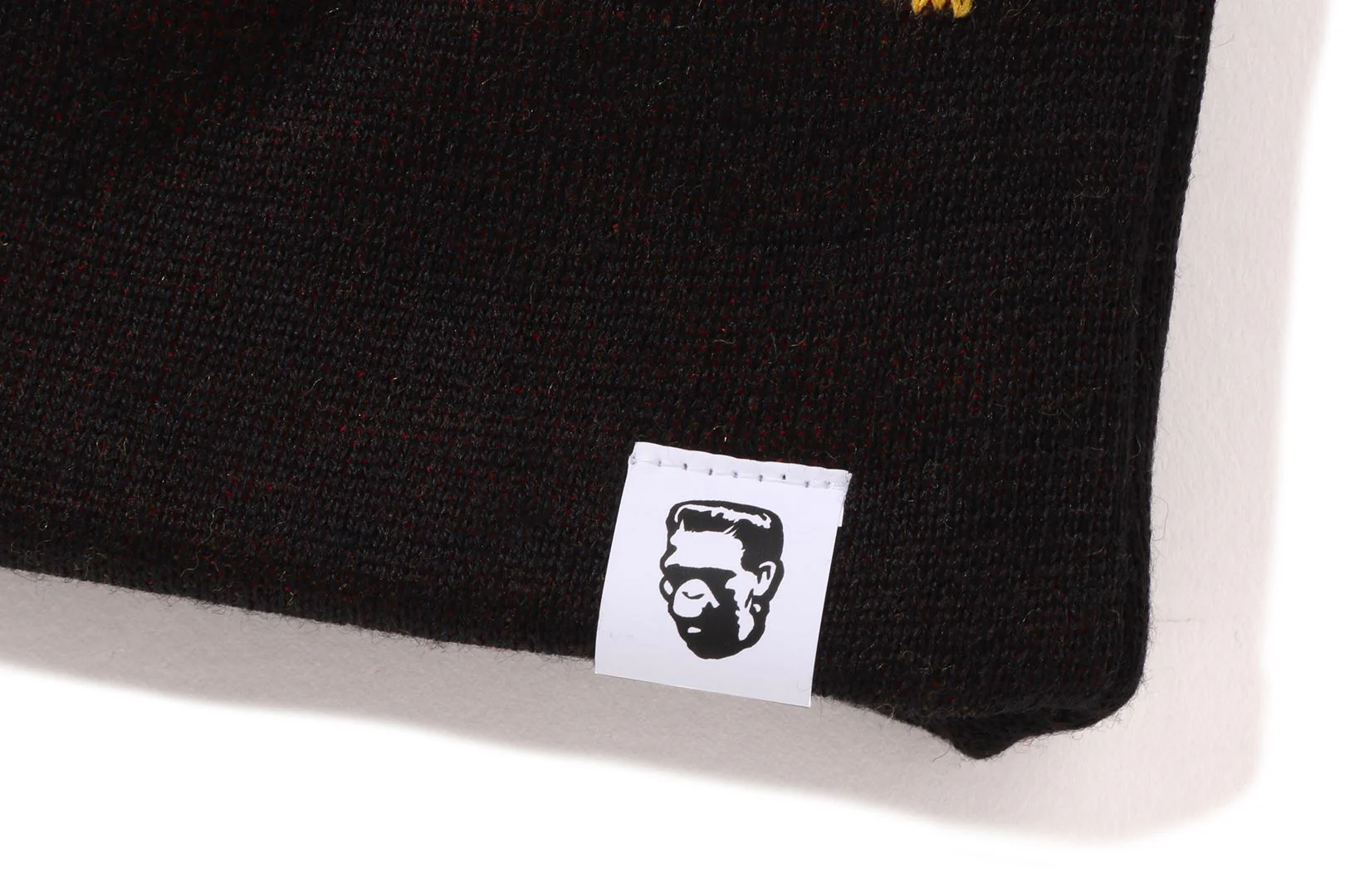 2ND SHARK KNIT CAP MENS - Image 3