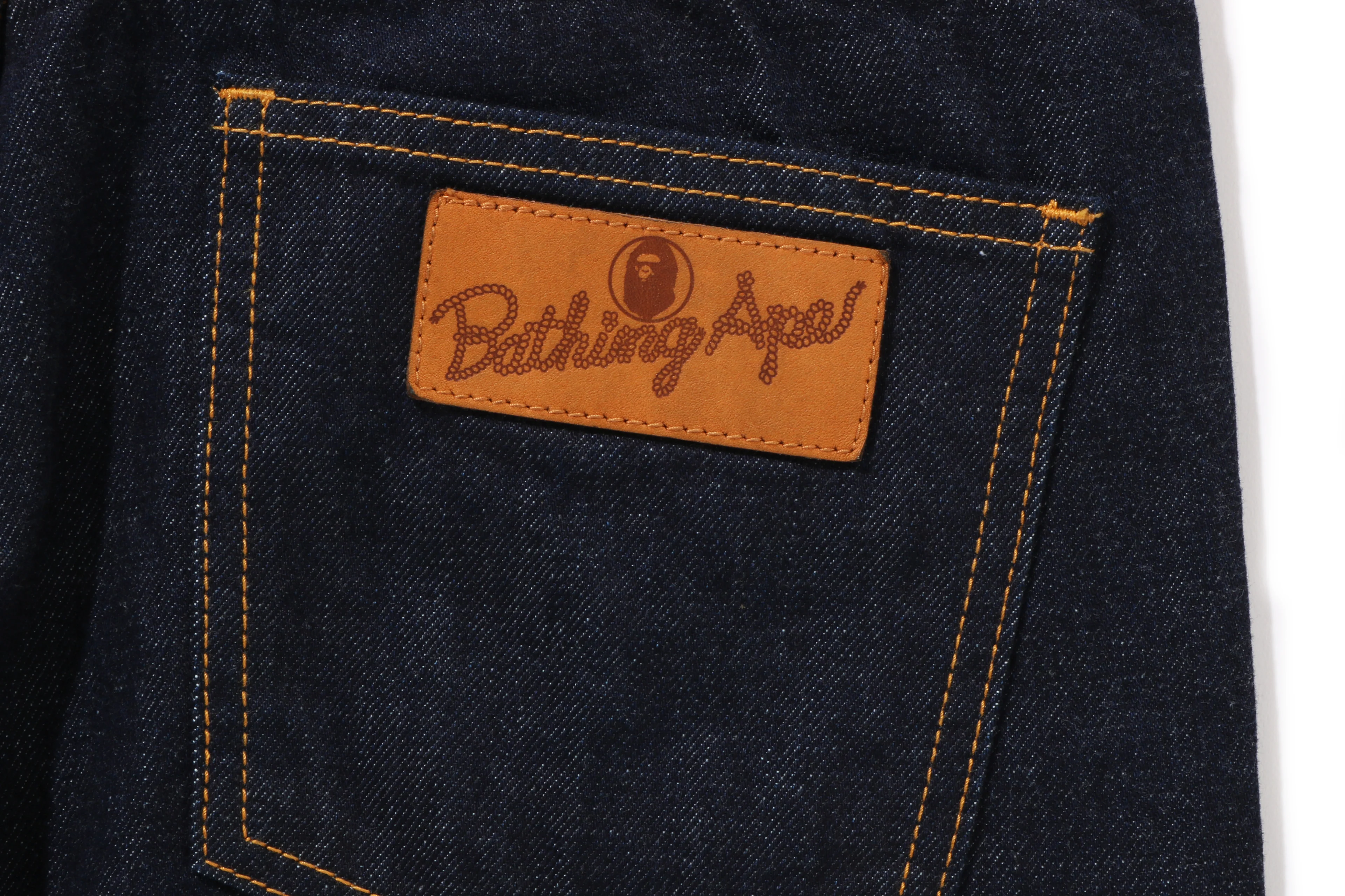 A BATHING APE DENIM PANTS LADIES - Image 4