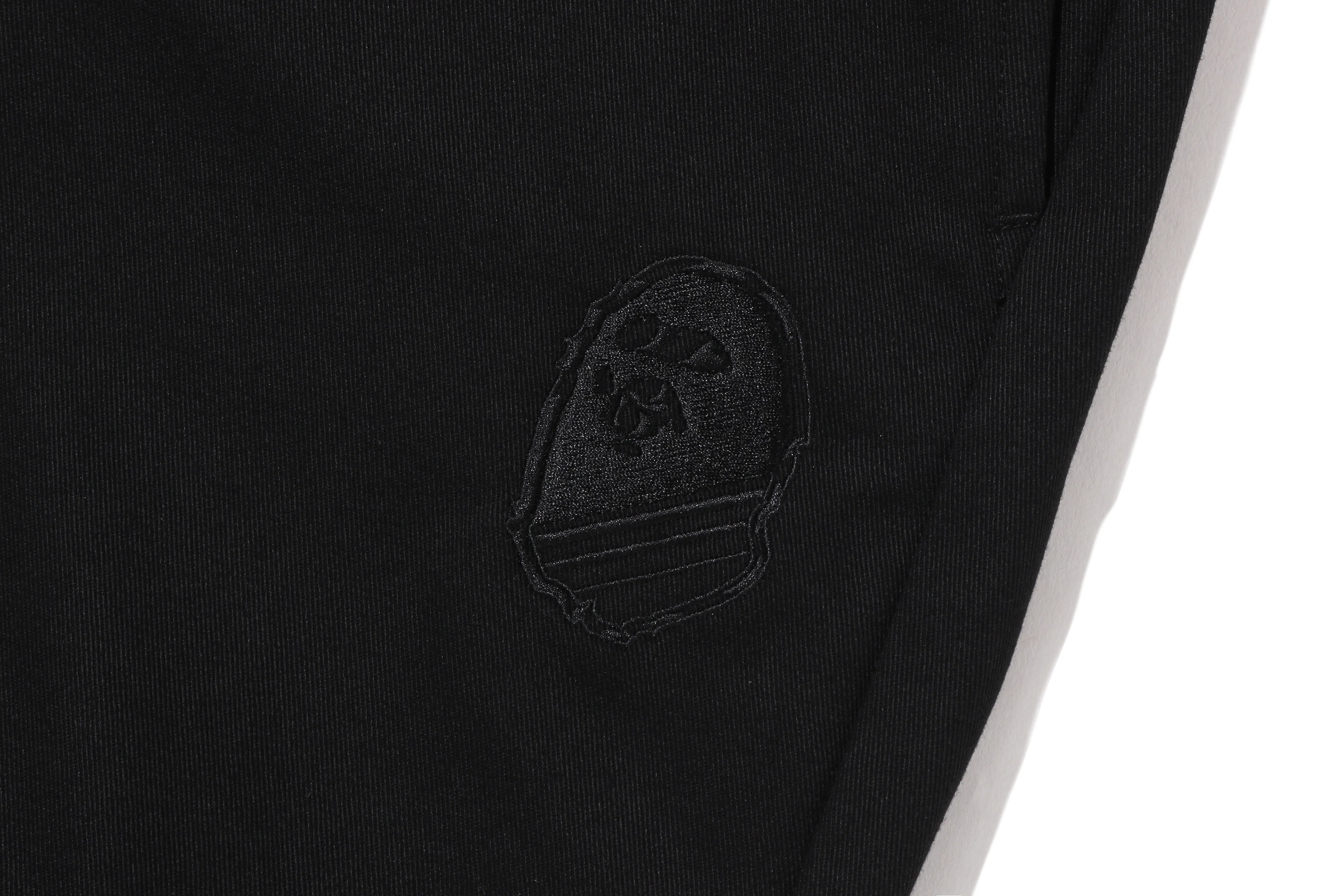 BAPE LOOSE FIT CHINO PANTS MENS - Image 3