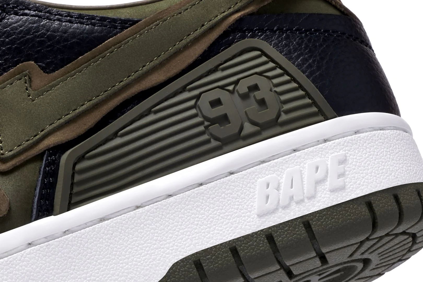 BAPE® SK8 STA #6 LADIES - Image 11