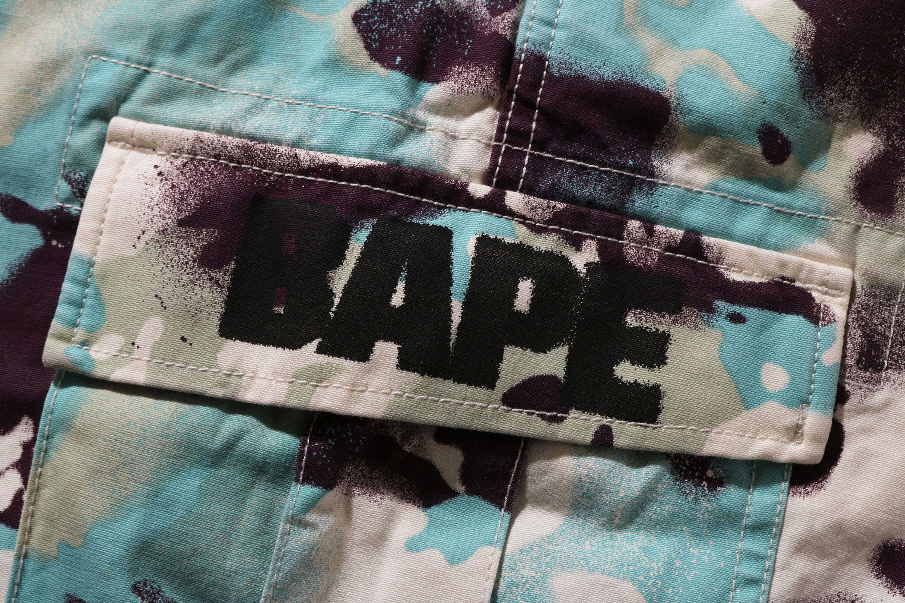 MAP CAMO REGULAR FIT CARGO SHORTS - Image 8