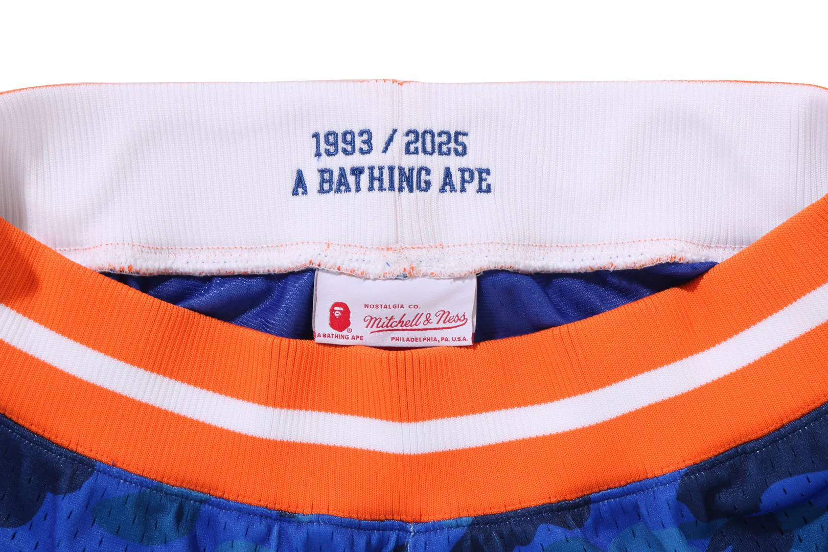 BAPE X M&N NBA - NEW YORK KNICKS SWINGMAN SHORTS - Image 6