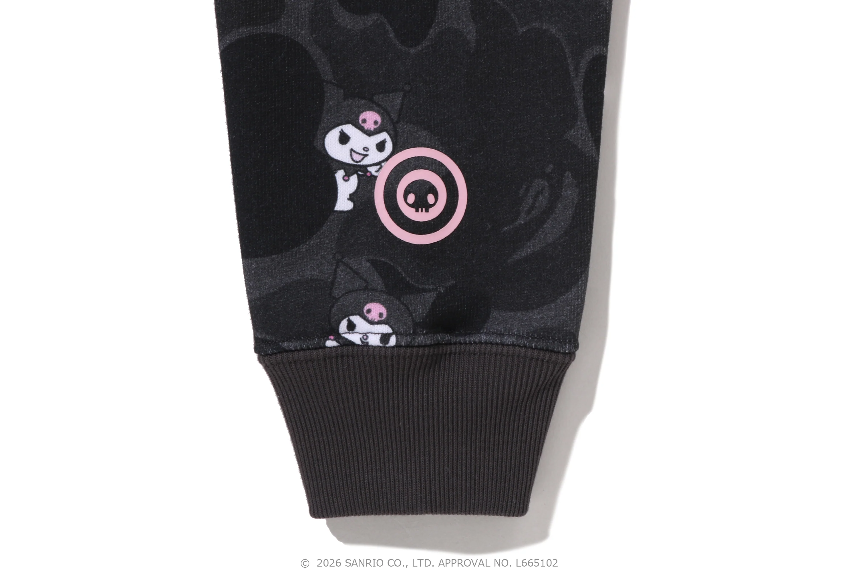 BAPE X KUROMI CAMO ZIP HOODIE KIDS - Image 6