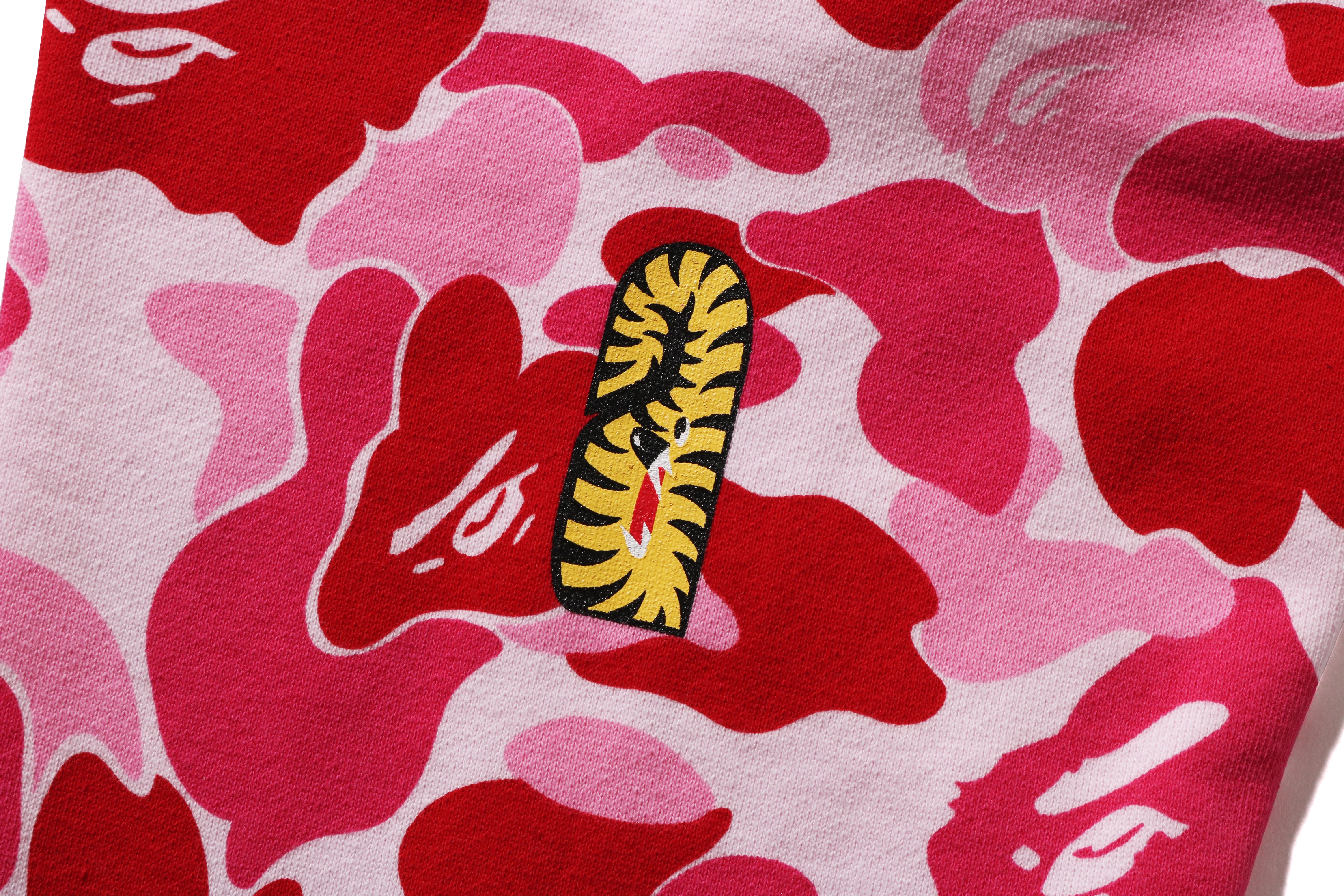 ABC CAMO SHARK FULL ZIP HOODIE - Image 18
