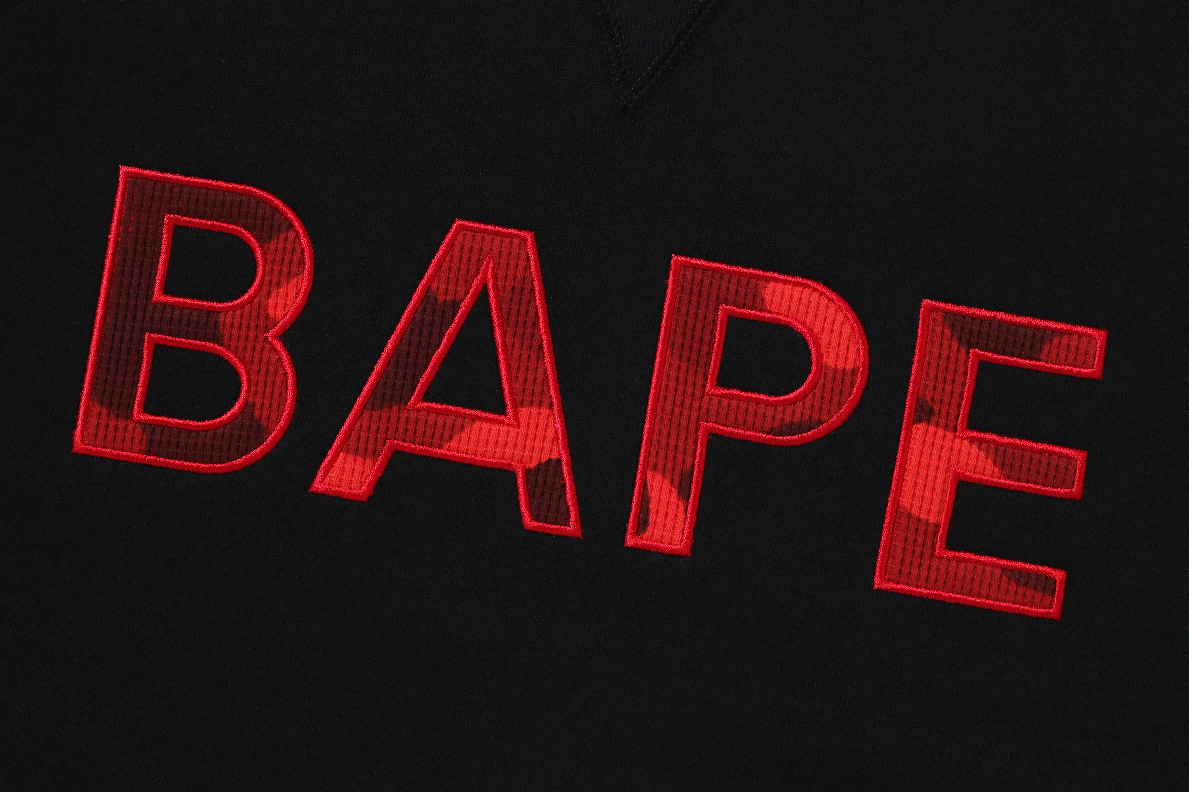 BAPE PATCH RELAXED FIT CREWNECK MENS - Image 2