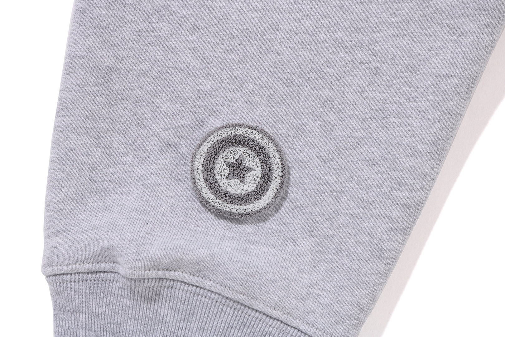 SHARK LOGO RELAXED FIT PULLOVER HOODIE MENS - Image 12