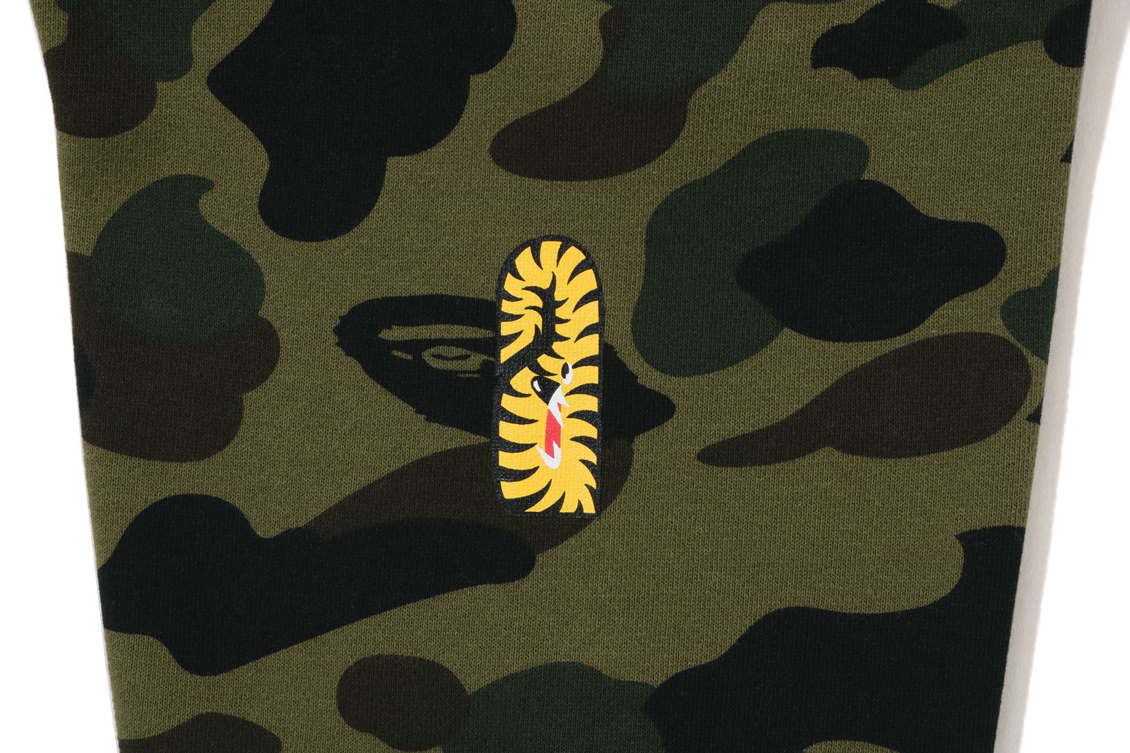 1ST CAMO 2ND SHARK FULL ZIP HOODIE MENS - Image 4