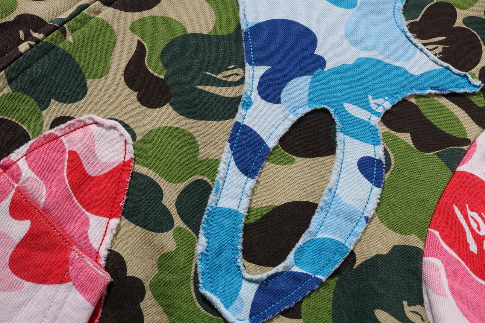 ABC CAMO PATCHWORK RELAXED FIT ZIP HOODIE MENS - Image 3