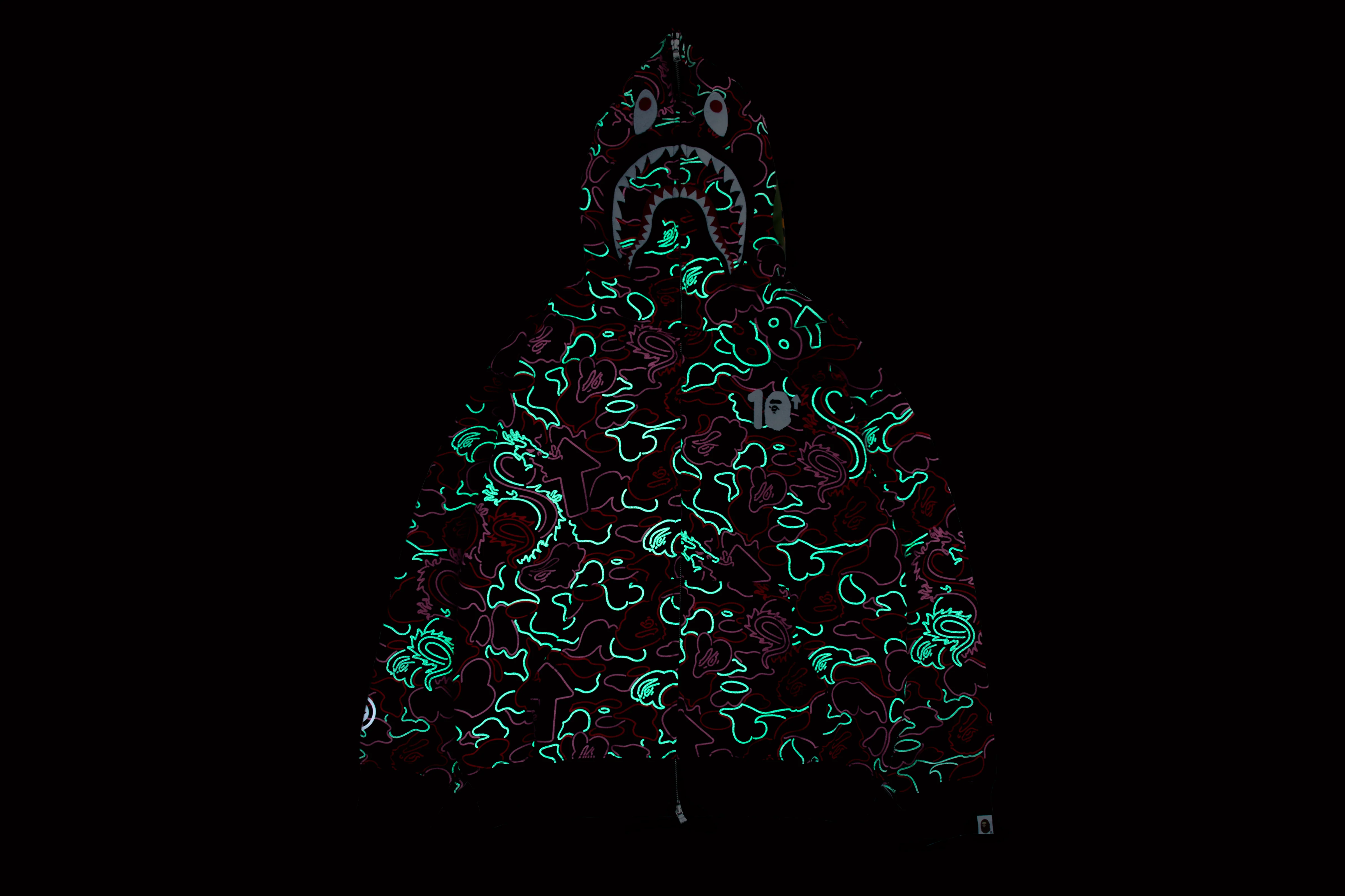 BAPE X 88RISING GLOW IN THE DARK CAMO SHARK FULL ZIP HOODIE - Image 15
