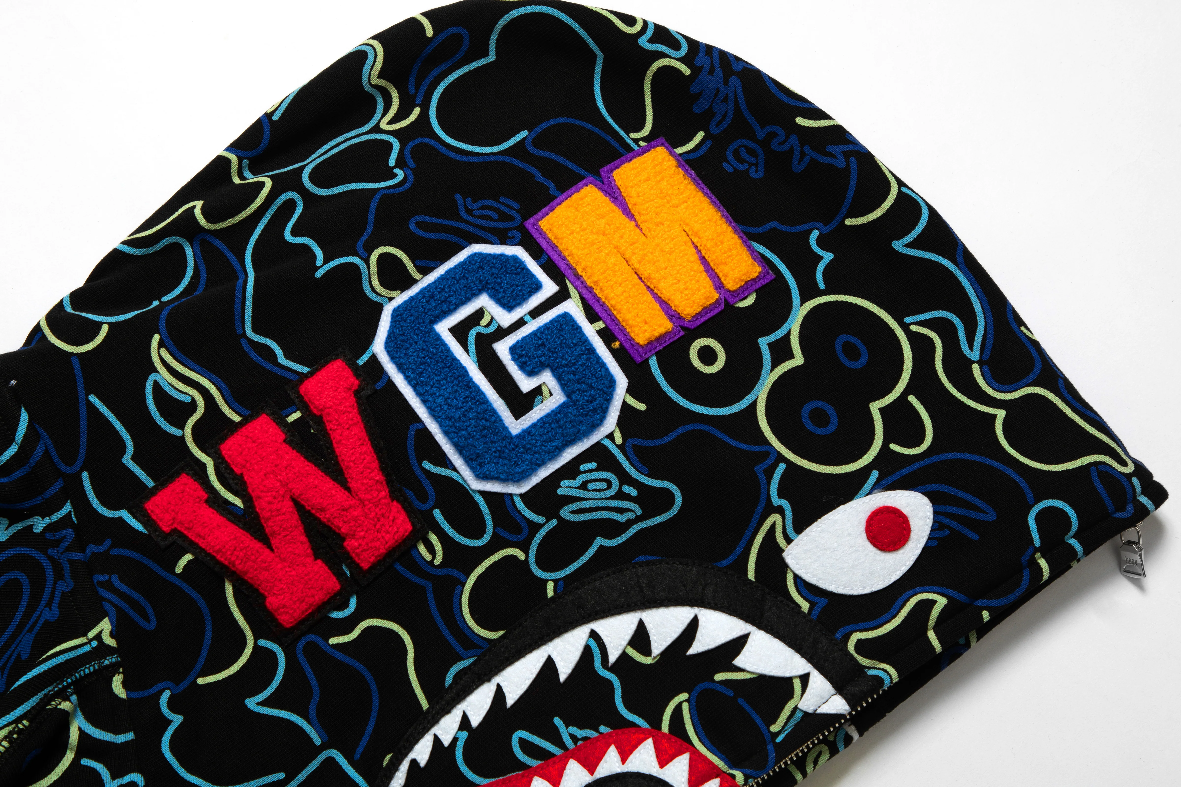 BAPE X 88RISING GLOW IN THE DARK CAMO SHARK FULL ZIP HOODIE - Image 5
