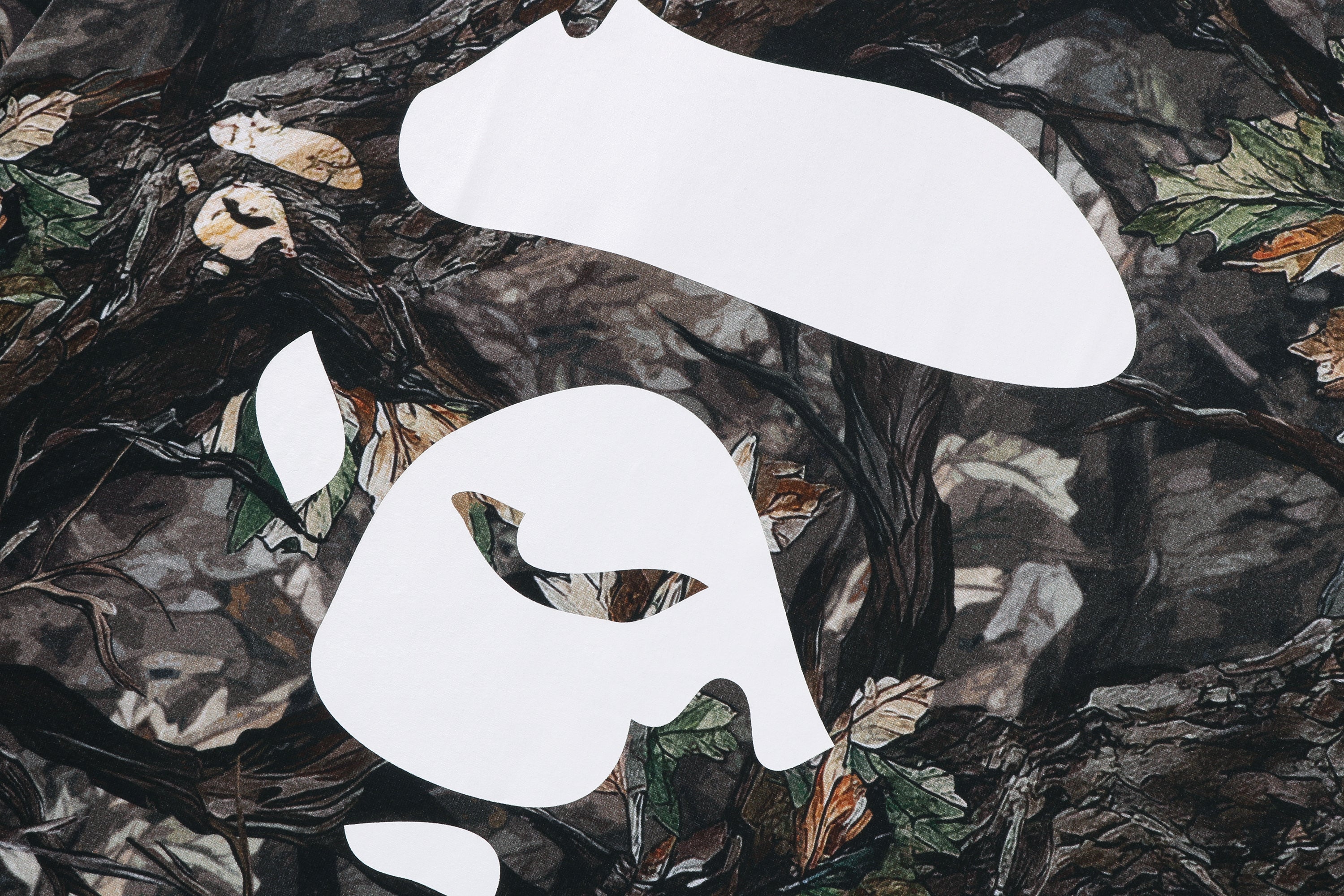 TREE EDGE CAMO APE FACE RELAXED FIT TEE - Image 3