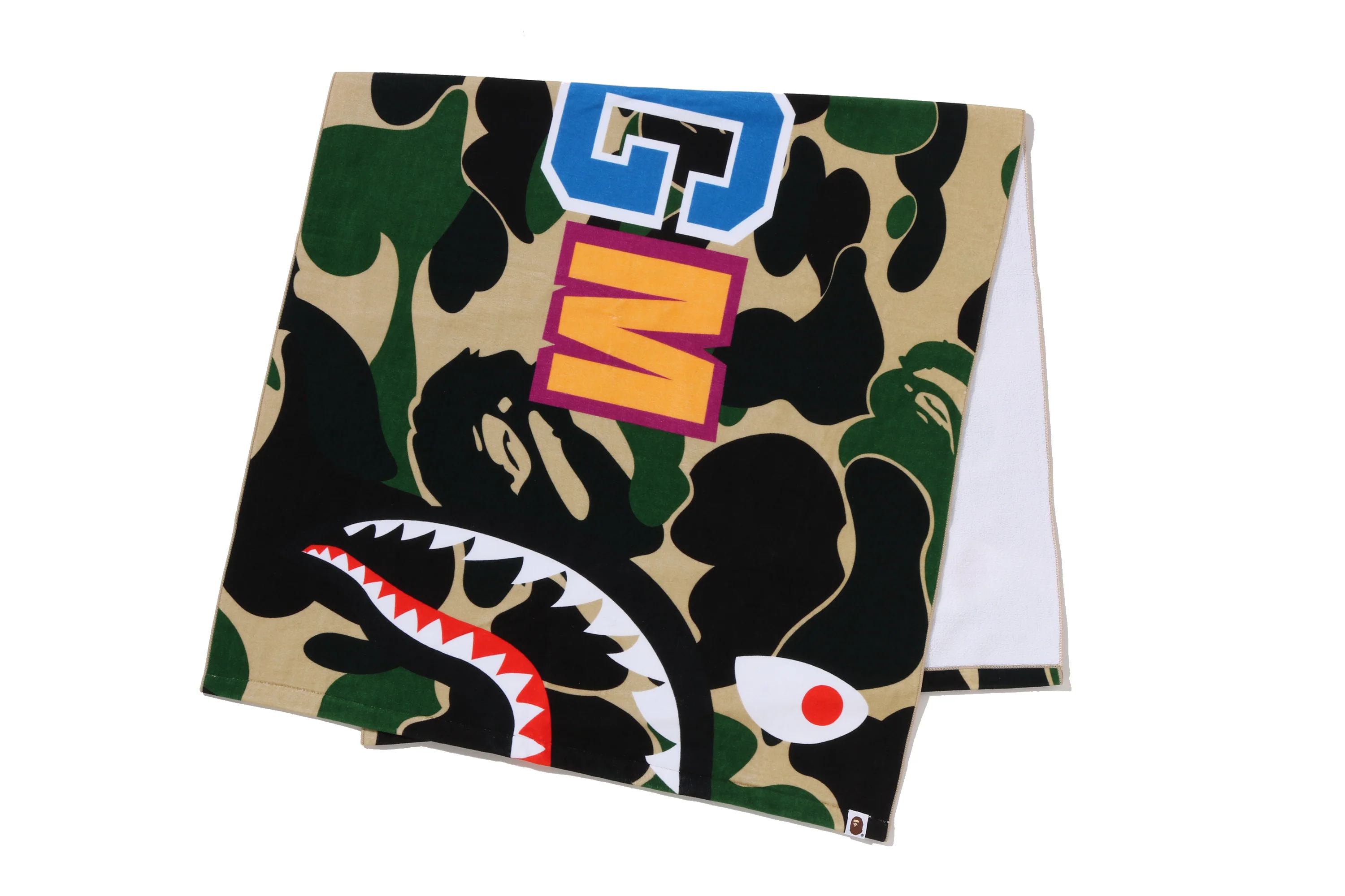 ABC CAMO SHARK BEACH TOWEL - Image 6